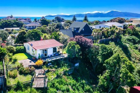Photo of property in 108 Rosetta Road, Raumati South, Paraparaumu, 5032