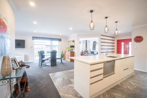 Photo of property in 3 Freedom Drive, Kelvin Grove, Palmerston North, 4414