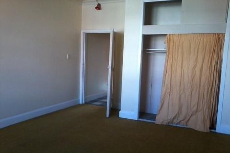 Photo of property in 32 Puriri Terrace, Roslyn, Palmerston North, 4414