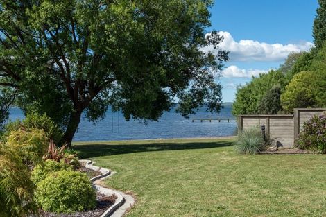 Photo of property in 52 Gemini Place, Kawaha Point, Rotorua, 3010