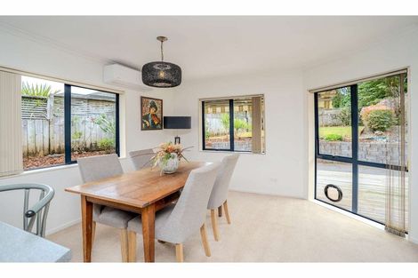 Photo of property in 11 Oakridge Drive, Kerikeri, 0230