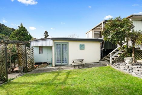 Photo of property in 62 Hampden Street, Picton, 7220