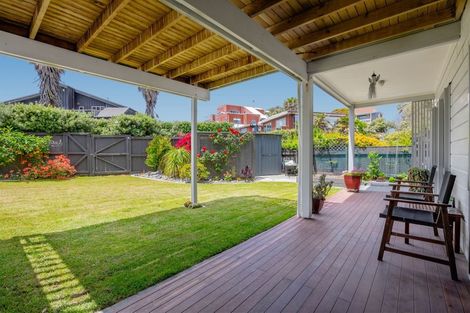 Photo of property in 145 Karewa Parade, Papamoa Beach, Papamoa, 3118