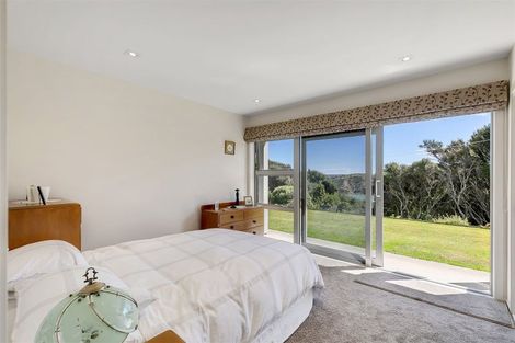 Photo of property in 21 Seascape View, Paremata, Porirua, 5024