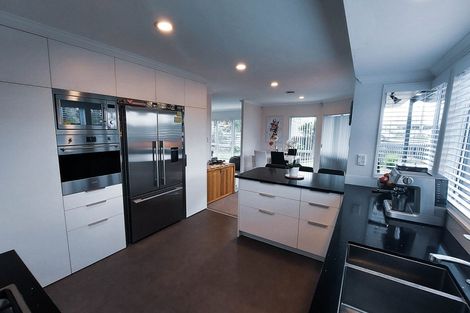 Photo of property in 6 Palm Court, Mount Maunganui, 3116