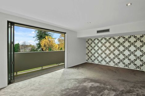 Photo of property in 243 Ilam Road, Ilam, Christchurch, 8041