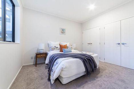 Photo of property in 11 Thomas Rielly Avenue, Hobsonville, Auckland, 0616