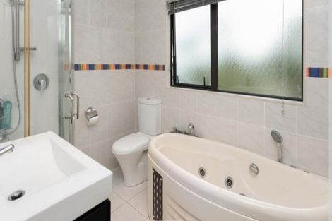 Photo of property in 191a Pakuranga Road, Pakuranga, Auckland, 2010