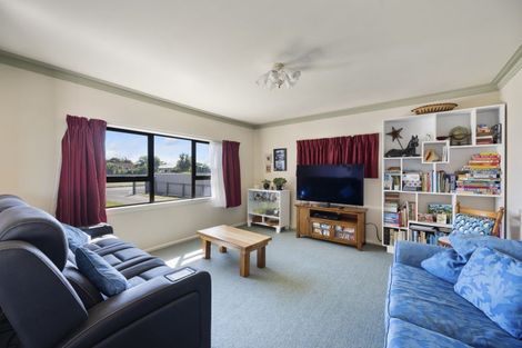 Photo of property in 246 Kennedy Road, Onekawa, Napier, 4110