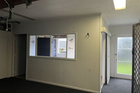 Photo of property in 9 La Perouse Street, Botany Downs, Auckland, 2010