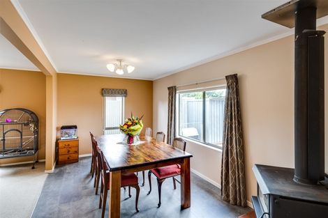 Photo of property in 6 Cooke Place, Taradale, Napier, 4112