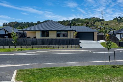 Photo of property in 50 Owhiro Avenue, Mosgiel, 9024