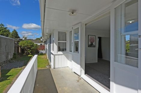 Photo of property in 1/400 Fergusson Drive, Heretaunga, Upper Hutt, 5018