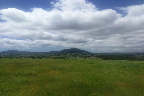 Photo of property in 6 Whaka Street, Maungaturoto, 0520