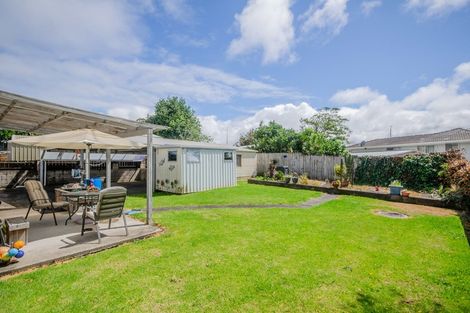 Photo of property in 20 Leaver Place, Weymouth, Auckland, 2103