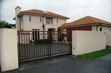 Photo of property in 25 Totara Street, Fendalton, Christchurch, 8041