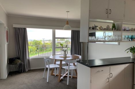Photo of property in 1/4 Dewsbury Terrace, Castor Bay, Auckland, 0620