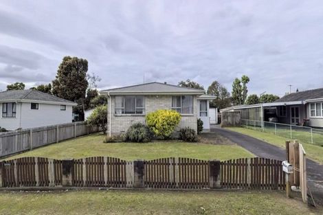 Photo of property in 134 Chichester Drive, Rosehill, Papakura, 2113