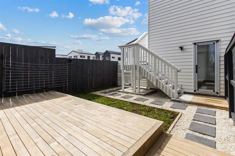 Photo of property in 70 Opoka Street, Papakura, 2110