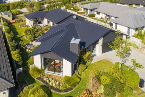 Photo of property in 26 Broadwater Close, Pyes Pa, Tauranga, 3112