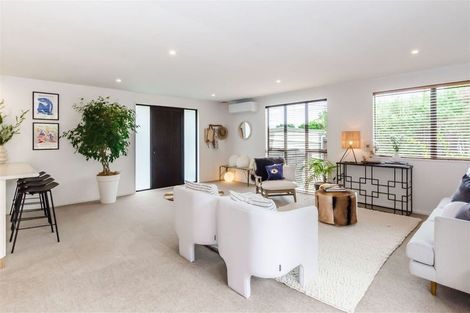 Photo of property in 39 Waimea Road, Waikanae Beach, Waikanae, 5036