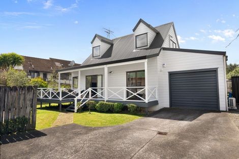 Photo of property in 80b Aviemore Drive, Highland Park, Auckland, 2010
