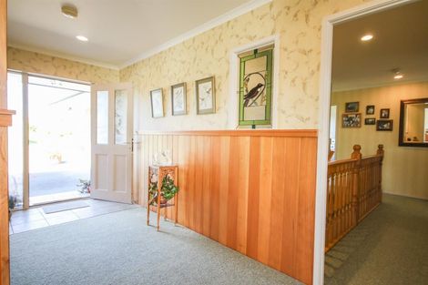 Photo of property in 16 Kotare Crescent, Pahi, Paparoa, 0571