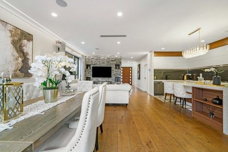 Photo of property in 11 Castlebane Drive, Flat Bush, Auckland, 2019