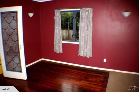 Photo of property in 93 Warner Park Avenue, Laingholm, Auckland, 0604