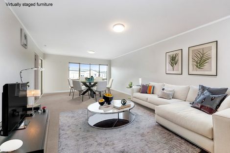 Photo of property in The Haven, 28/120 Beach Haven Road, Beach Haven, Auckland, 0626