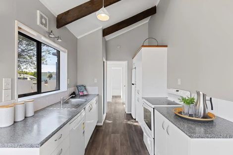 Photo of property in 65a Vardon Road, St Andrews, Hamilton, 3200