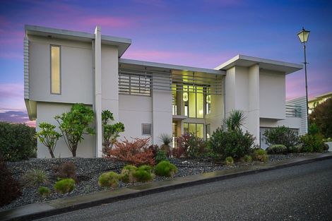 Photo of property in 9 Heemskerck Place, Britannia Heights, Nelson, 7010