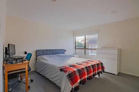 Photo of property in 2/21 Rapallo Place, Farm Cove, Auckland, 2012