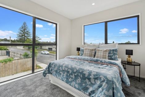 Photo of property in 28 Lincoln Road, Manurewa East, Auckland, 2102