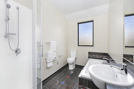 Photo of property in 9 Little Oaks Drive, Yaldhurst, Christchurch, 8042