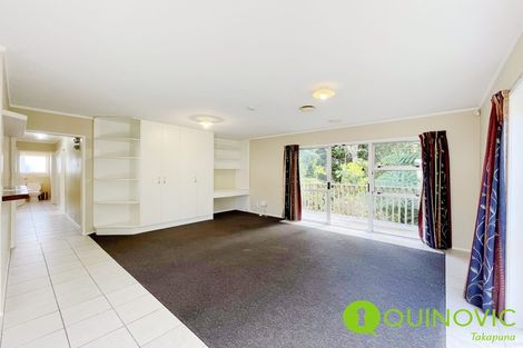 Photo of property in 2/23 Luckens Road, West Harbour, Auckland, 0618