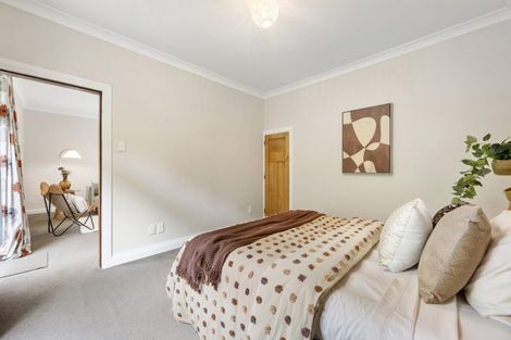 Photo of property in 1 Dee Street, Island Bay, Wellington, 6023