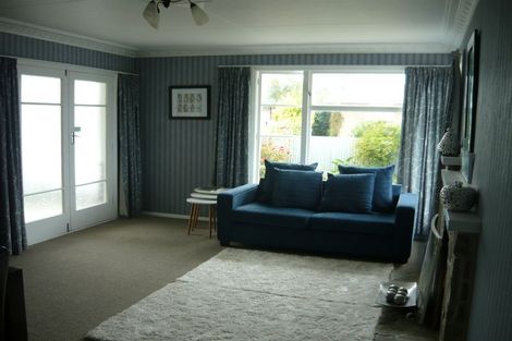 Photo of property in 42 Parsonage Road, Waimate, 7924