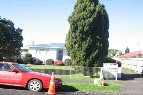 Photo of property in 13 Cambridge Road, Manurewa, Auckland, 2102