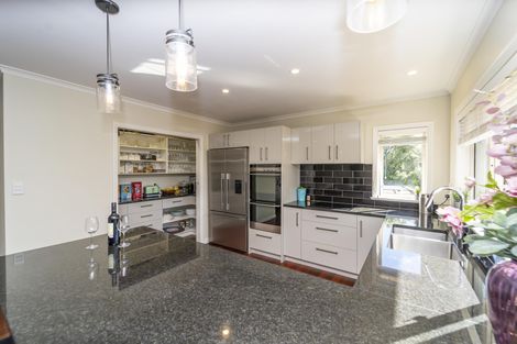 Photo of property in 1 Madison Street, Carterton, 5713