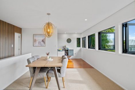 Photo of property in 28 Seaview Road, Otumoetai, Tauranga, 3110