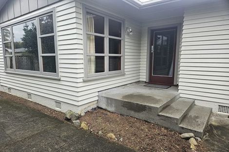 Photo of property in 23 Newhaven Place, Roslyn, Palmerston North, 4414