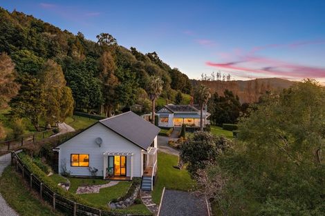 Photo of property in 725 Woodcocks Road, Kaipara Flats, Warkworth, 0981