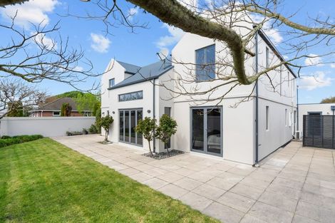 Photo of property in 76 Maidstone Road, Ilam, Christchurch, 8041