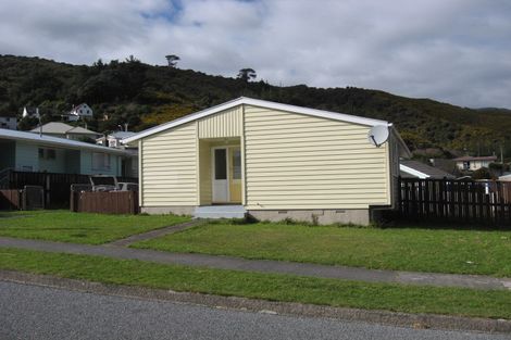 Photo of property in 34 Parenga Street, Wainuiomata, Lower Hutt, 5014