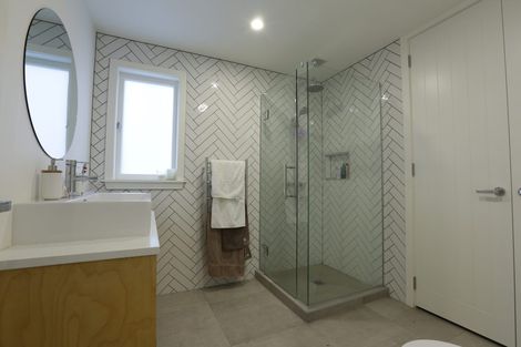 Photo of property in 18 Waima Crescent, Titirangi, Auckland, 0604