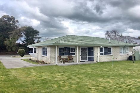 Photo of property in 29 Mills Street, Eltham, 4322