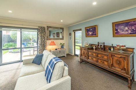 Photo of property in 25 Edith Collier Drive, Otamatea, Whanganui, 4500