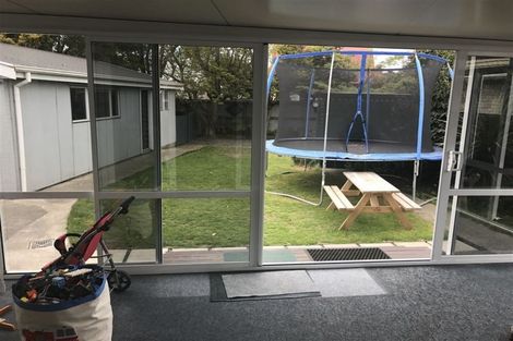 Photo of property in 10 Cotswold Avenue, Bishopdale, Christchurch, 8053