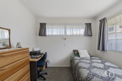 Photo of property in 4 Laing Place, Otumoetai, Tauranga, 3110